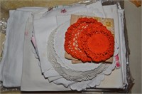 LOT OF ASSORTED LINENS, DOILIES, AND TABLECLOTHS
