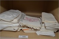 ASSORTED LINEN TABLECLOTHS, NAPKINS, AND DOILIES