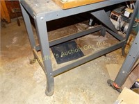 Industrial metal table - 32" x 1ft x 28" (no