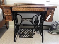 Vintage Singer Oak treadle base sewing machine