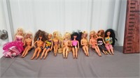 11 barbies no boxes