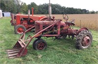 Farmall B tractor w/ Henderson Loader