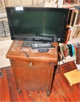 Sony 21" Flat screen TV & Small Cabinet