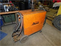ACKLANDS Ak-Matic 200 amp Mig welder