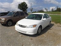 2002 TOYOTA CAMRY LE SEDAN