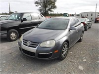 2006 VOLKSWAGEN JETTA SEDAN