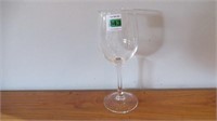 (24) "Sprucewood Shores" Wine Glasses