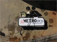 METROPCS LIGHTED SIGN AND LIGHTS