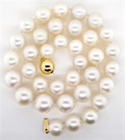 Broome white pearl and 18ct gold necklace