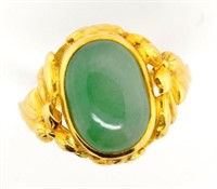 18ct gold and jade ring