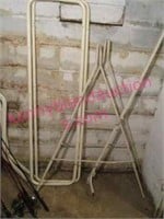 vintage metal swing frame (basement)