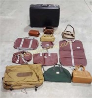 Luggage & Purses Lot