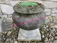 old limestone planter (17in tall)