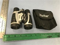 Pair of Vivitar 4x30 power binoculars    (g 22)