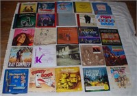 LARGE GROUP OF VINYL RECORDS & RACK