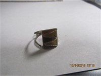 925 Silver Ring w/Amber Stones-3.5 gr. w/stones