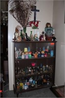 2 Door Glass Bookcase & Collection of Avon