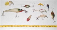 ASSORTMENT OF LURES