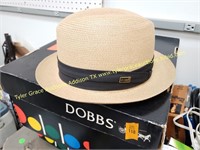 DOBBS HAT IN BOX