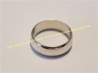 STERLING SILVER BANDED RING