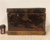 EARLY WOODEN TOOL CHEST