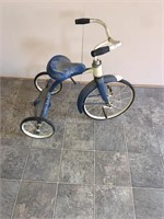 Vintage Trike--Missing Peddle