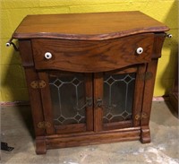 Keepsakes by Pulaski Furniture Oak Washstand