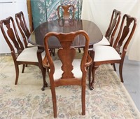 American Drew Dining Table and 6 Chairs