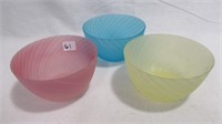 Finger Bowl Satina Swirl Mutano Set of three pink