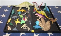 Tray of Assorted size Dinosaurs