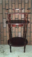 Wooden side/end table