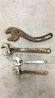 4 adjustable wrenches