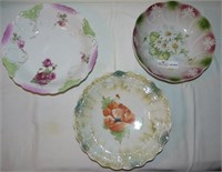 3 unmatched porcelain bowls
