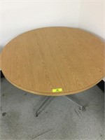 ROUND CAFETERIA TABLE