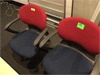TWO ROLLING OFFICE CHAIRS - 2 X $