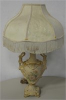 28" Tall Victorianesqe Lamp With Frilly Lamp Shade