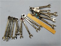 Lot of Pro Grade wrenches, 2 sets are self ratchet