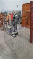 Large animal cage w/ divider