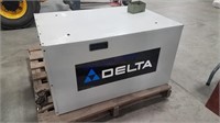 Delta dust collector w/ filters