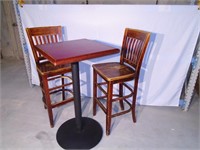 24" Table with 2 Bar Stools