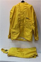 Channel Islands size small 2 piece rain suit