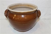 Glazed handled crock pot 6.25"H
