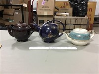 3 teapots, one price