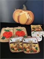 New Pumpkin Pot Holders & Decor