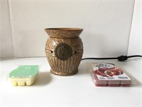 Brown Scentsy Warmer & Wax Melts