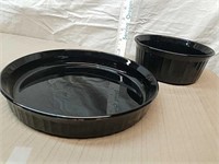 Set of two black Corning Ware dishes