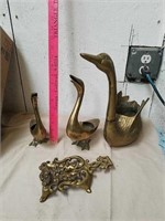 Brass swan and duck statues with brass trivet