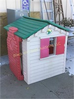 Little Tikes plastic play house for kids