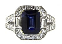 14kt Gold 3.38 ct Sapphire & Diamond Ring