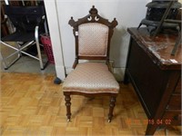 CARVED VICTORIAN ERA SIDE CHAIR